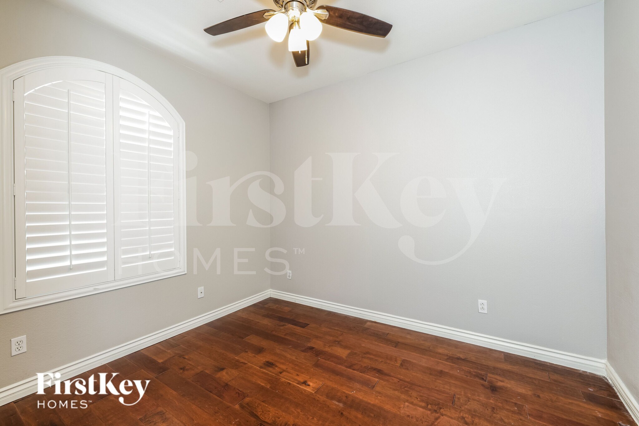 Building Photo - 10564 Bardilino St