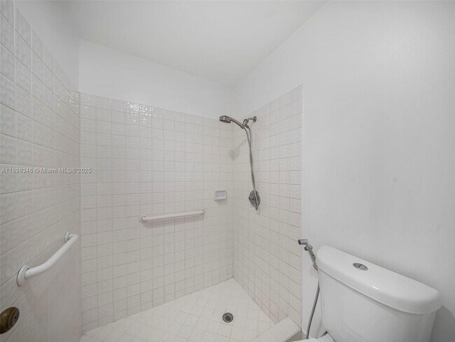 Building Photo - 15531 SW 54th Terrace