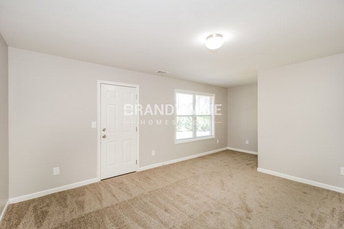 Building Photo - 212 Depot Ln