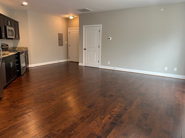 Building Photo - 100 Hexham Dr