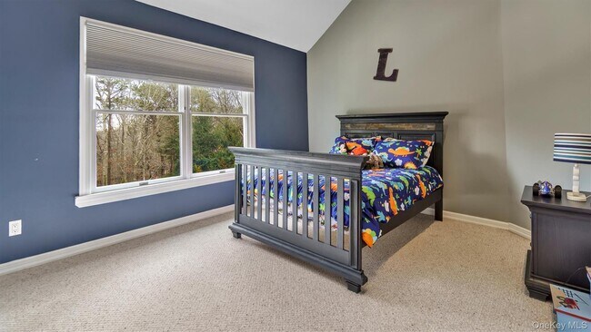 Building Photo - 151 Chardonnay Dr