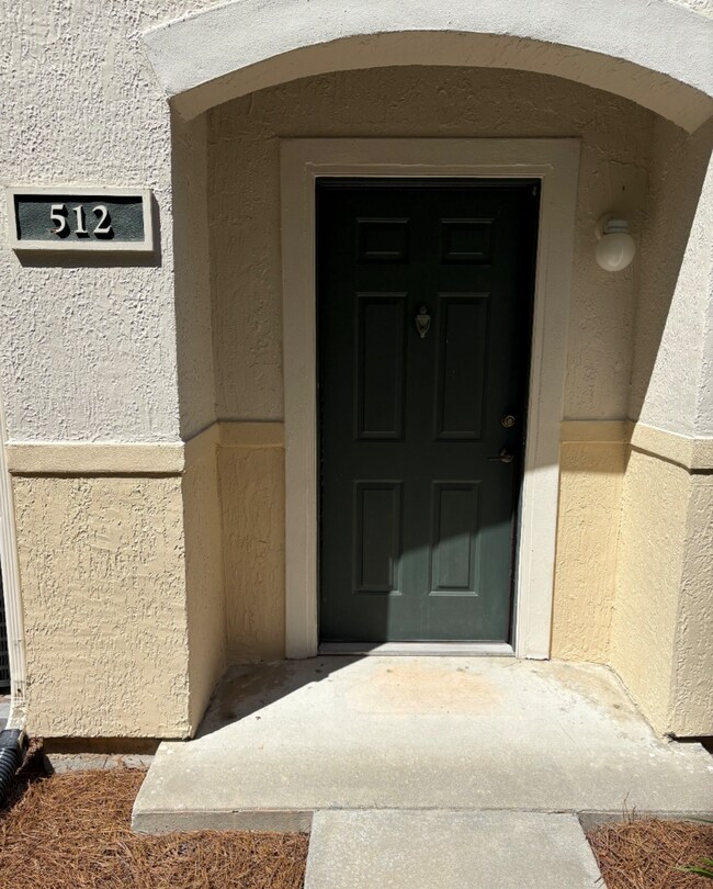 Building Photo - 897 Fording Island Rd