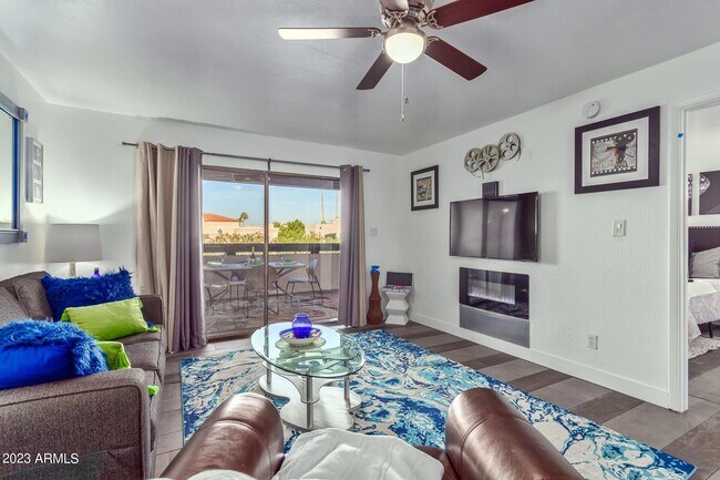 Building Photo - 7350 N Pima Rd