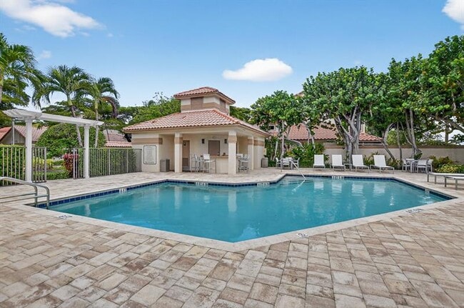 Building Photo - 5237 Majorca Club Dr