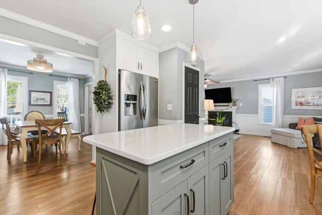 Building Photo - 216 Tiger Run