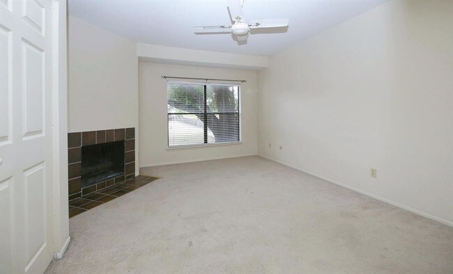 Building Photo - 2601 S Braeswood Blvd