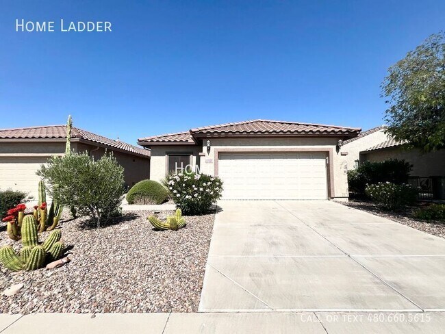 Building Photo - 2523 N Pecos Dr