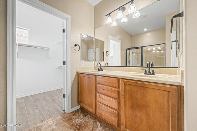 Building Photo - 15155 N 145th Ave