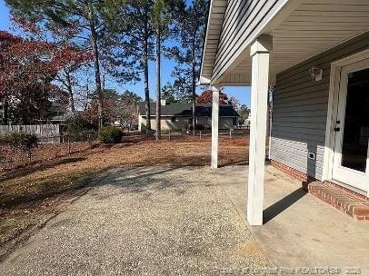 Building Photo - 732 Rim Rd
