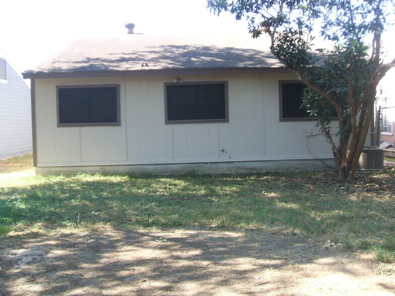 Building Photo - 4862 Cobb Valley