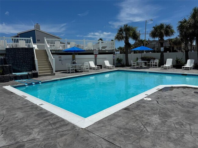 Building Photo - 3506 Cove View Blvd