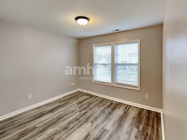 Building Photo - 12816 Walking Stick Dr