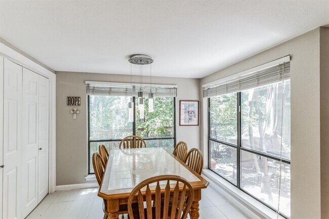 Building Photo - 6007 Gardenridge Hollow