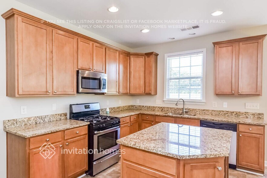 Building Photo - 1732 Sahale Falls Dr