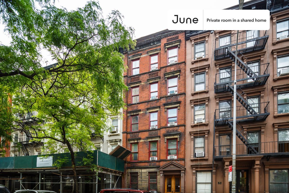 Building Photo - Room in Shared 5 bed/1 bath home in Hell's Kitchen