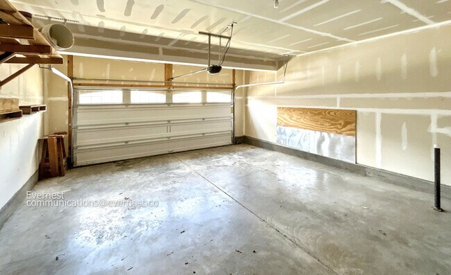 Building Photo - 1054 Countess Ln