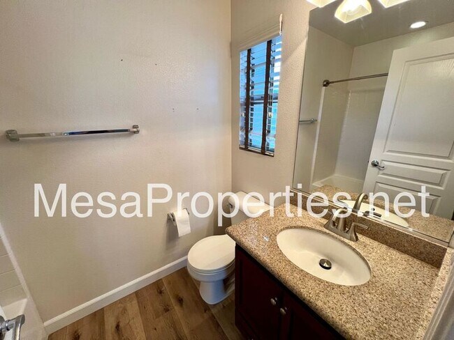 Building Photo - 12346 Claredon Dr