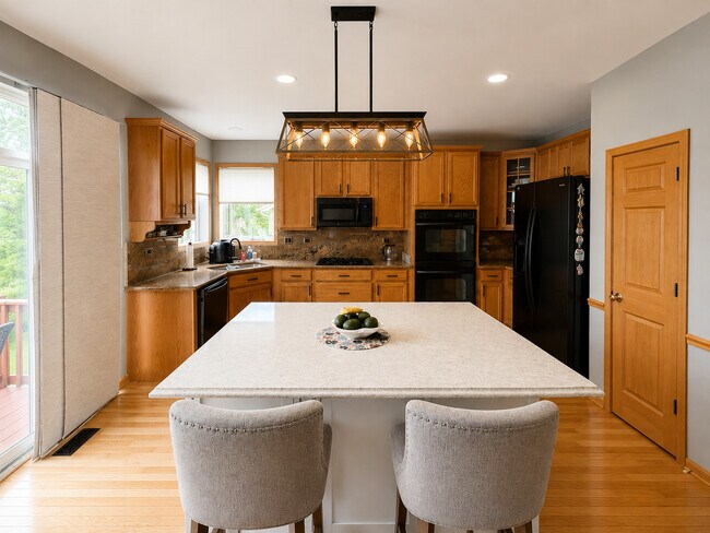 Building Photo - 315 Red Sky Dr