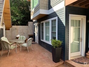 Building Photo - Charming 1 bdrm 1 bath lower level Manitou...