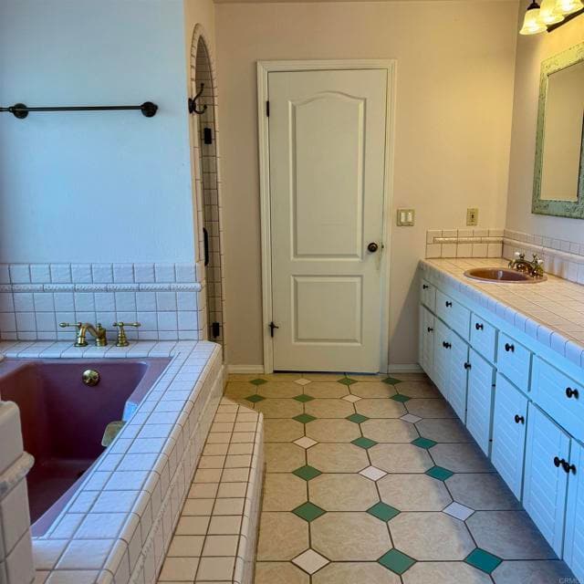 Building Photo - 2848 Los Alisos S