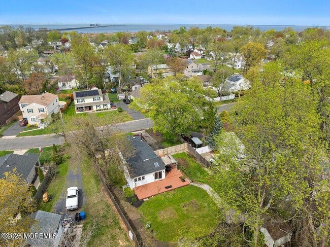 Building Photo - 108 Hamilton Ave