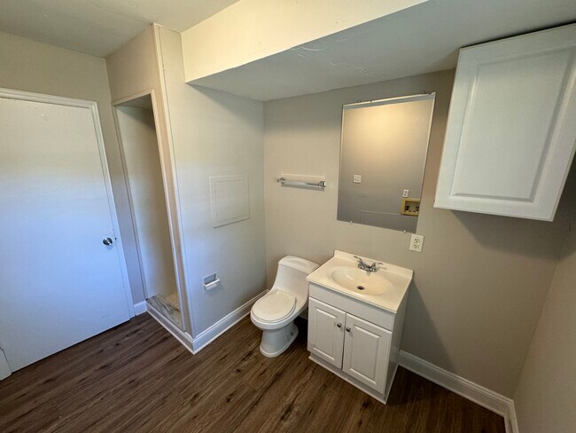 Building Photo - 6614 Hidden Forest Dr