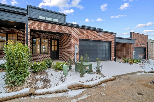 Building Photo - 4161 Cocos Wy