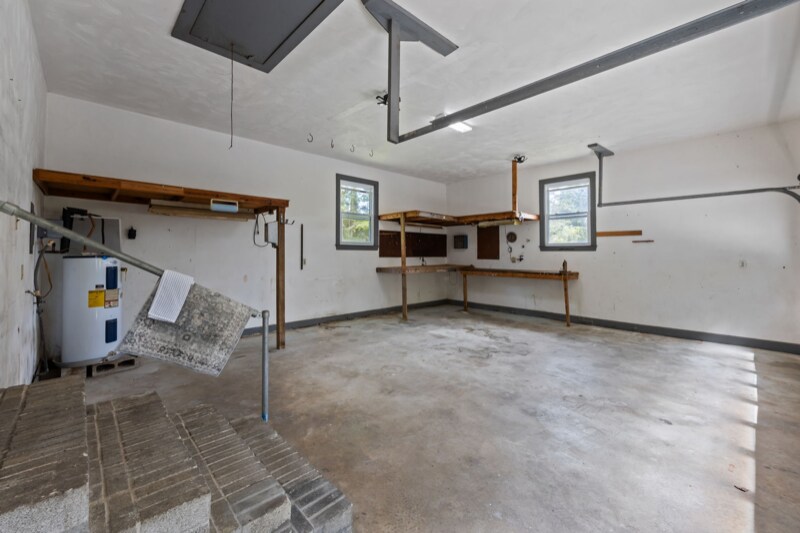 Building Photo - 229 Snead Rd