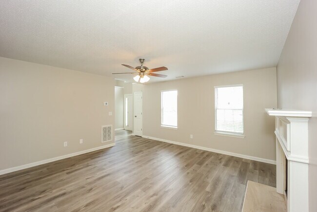 Building Photo - 6956 Fields Dr