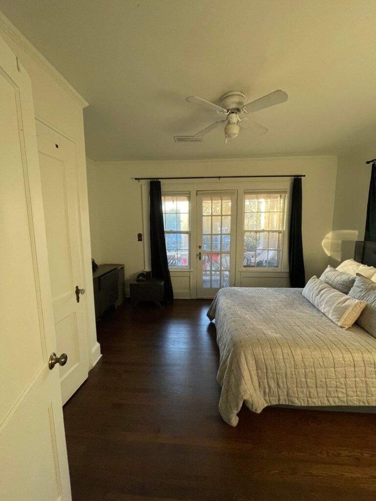 Building Photo - 1071 N Highland Ave NE