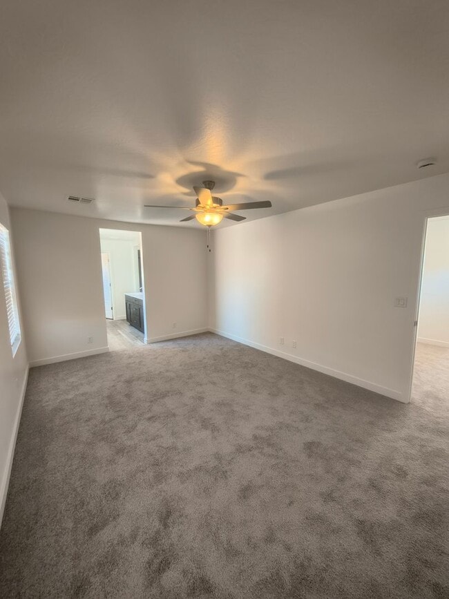 Building Photo - Brand New - 4 Br 2.5 Ba 2 Car Garage - Shaded Patio+++