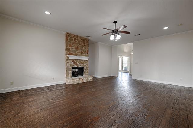 Building Photo - 752 Trails End Cir