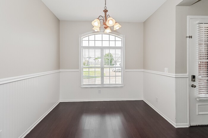 Building Photo - 9048 Gavin Dr
