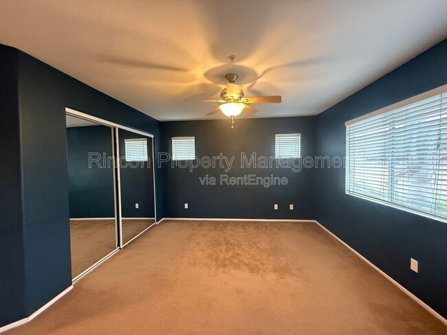 Building Photo - 262 Potawatomi St