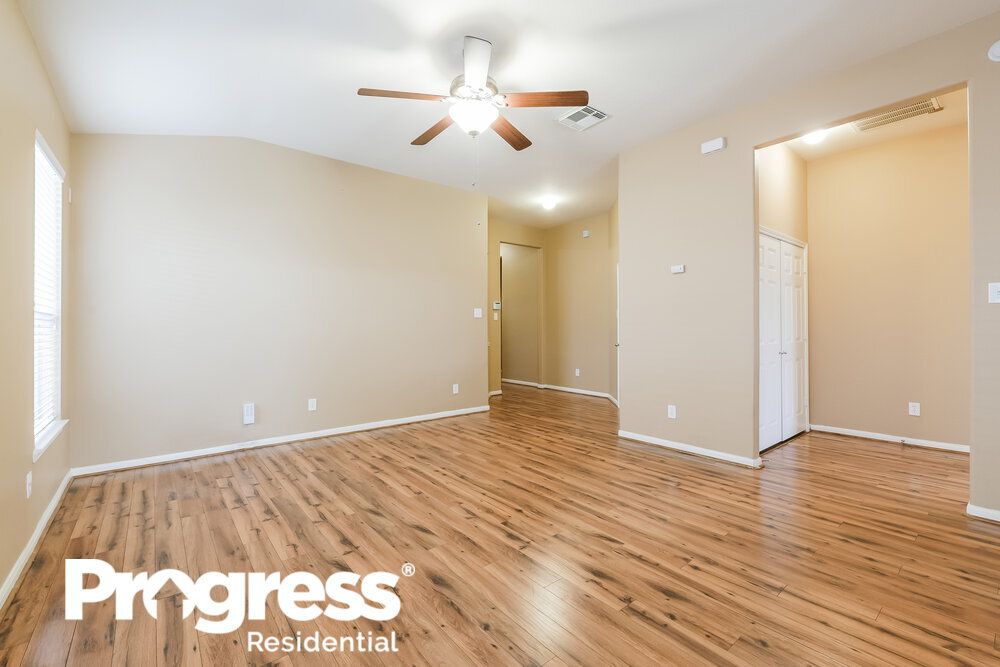 Building Photo - 15538 Anton Dr