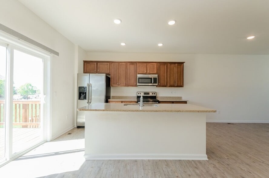 Building Photo - 172 Drexel Ct