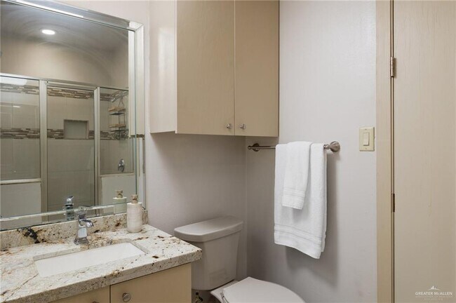 Building Photo - 24 Colorado Ct