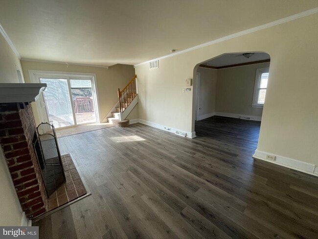 Building Photo - 428 Paxson Ave