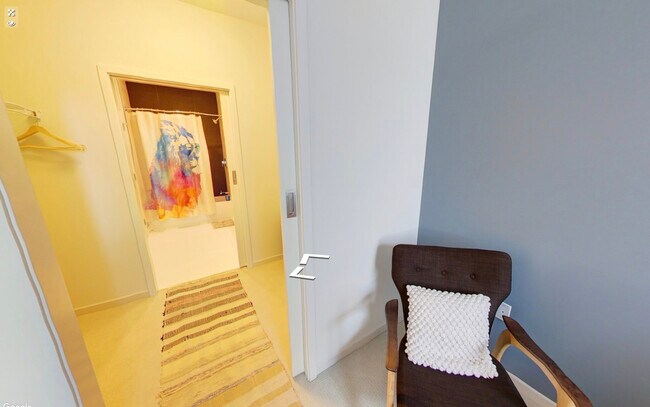 Building Photo - 20 Child St