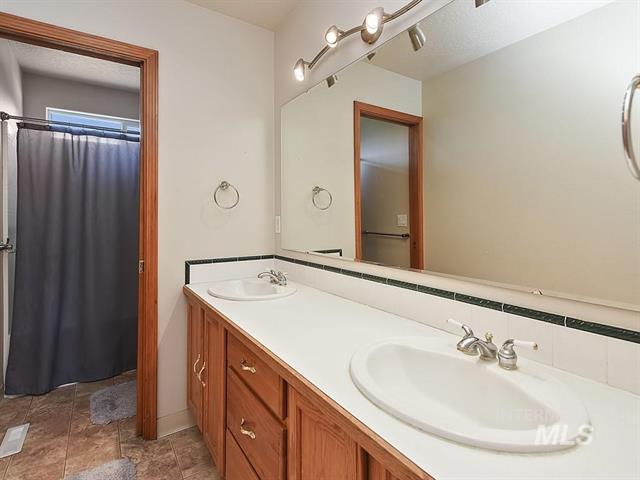Building Photo - 2521 E Indian Creek Ct