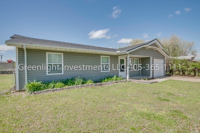 Building Photo - 1833 Rhythm Rd