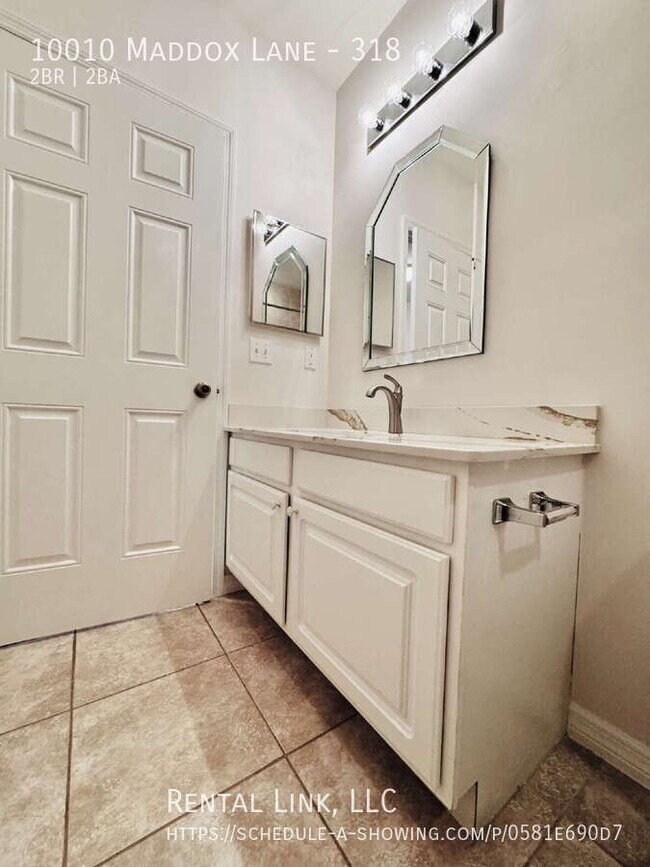 Building Photo - 10010 Maddox Ln