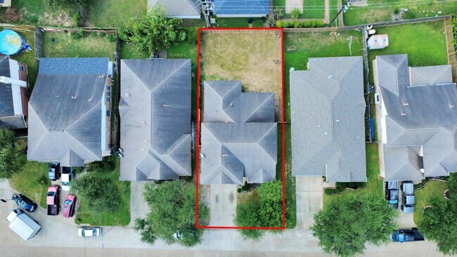 Building Photo - 3310 Manor Tree Ln