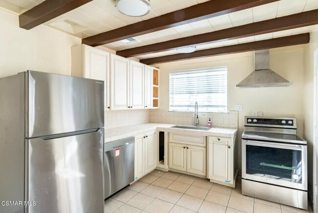 Building Photo - 12015 Riverside Dr