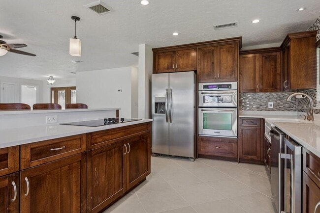 Building Photo - 3734 Topsail Trail