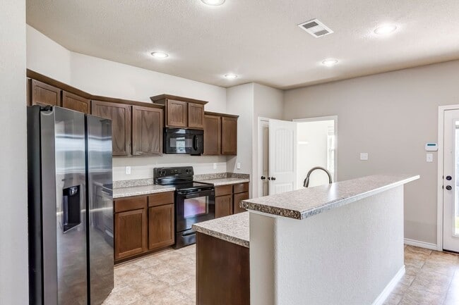 Building Photo - 6302 Castle Gap Dr