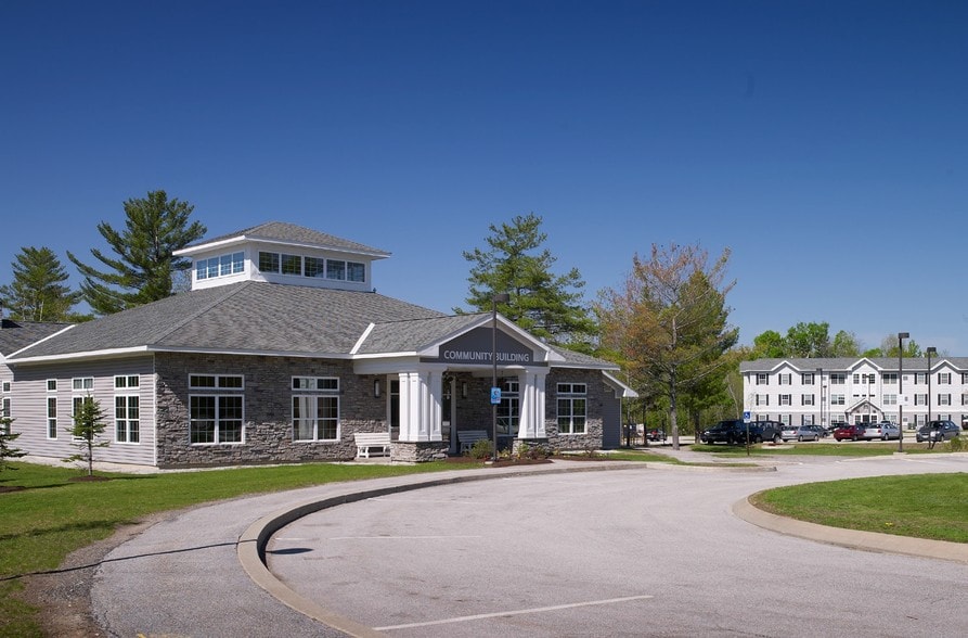 Clubhouse - Orchard Trails