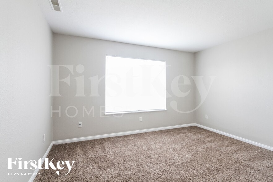 Building Photo - 11608 Hornickel Ct