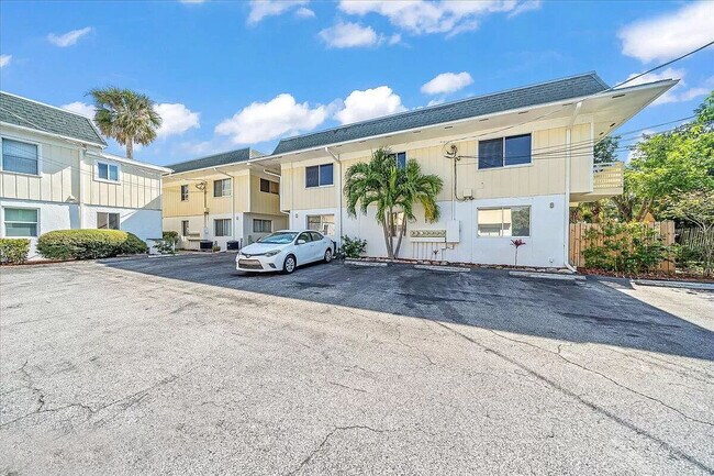 Convenient parking. - 419 Ocean Ave