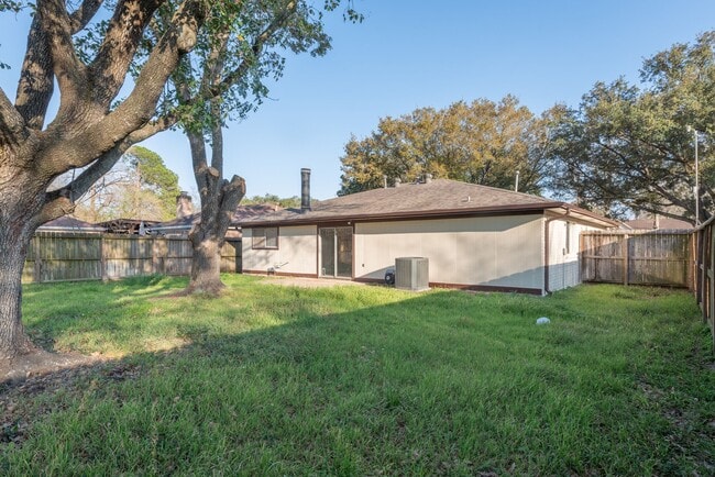 Building Photo - 22306 Waynoka Rd